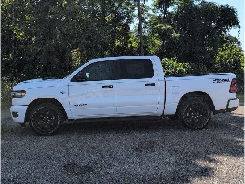 New 2026 RAM 1500 Express Crew Cab 4x4 5