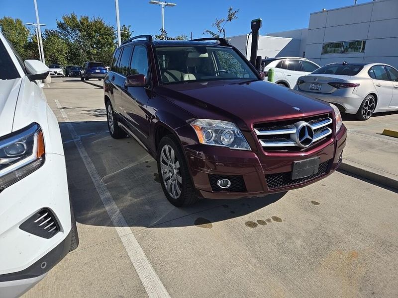Used 2011 Mercedes-Benz GLK 350Image 2
