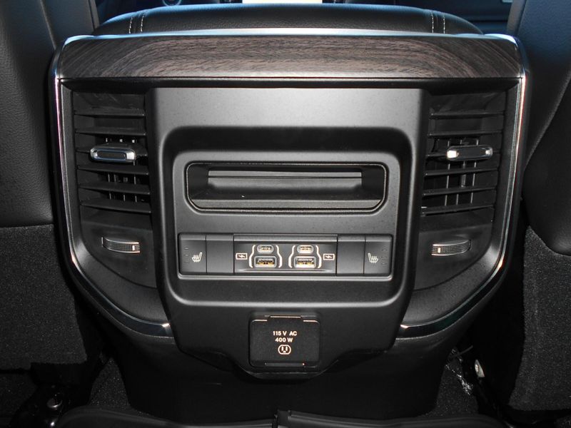 2026 Ram 2500 Laramie photo 20