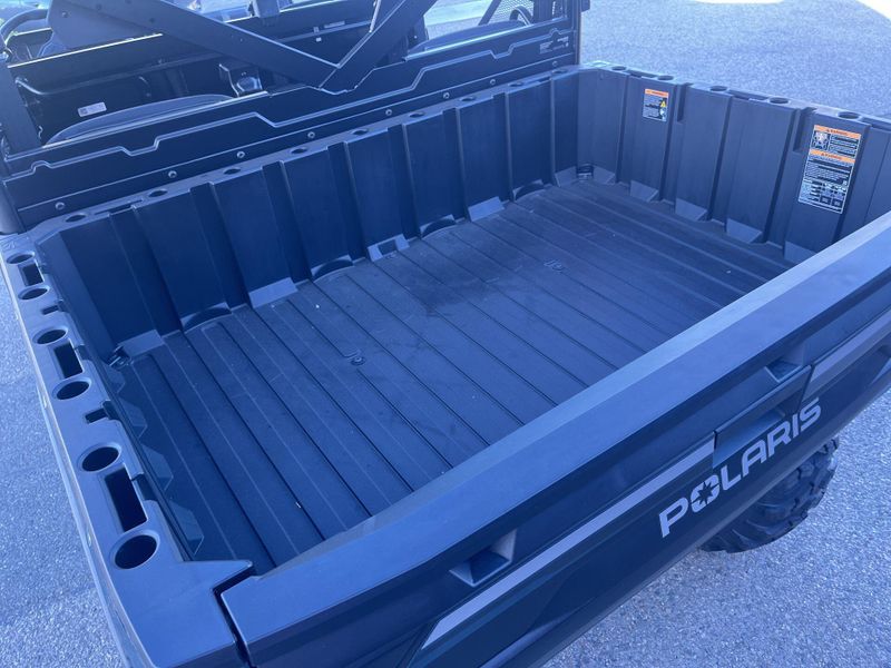 New 2026 Polaris RANGER CREW XP 1000 PREMIUM Image 22