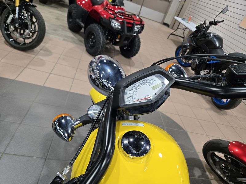 USED 2023 HONDA FURY Image 8