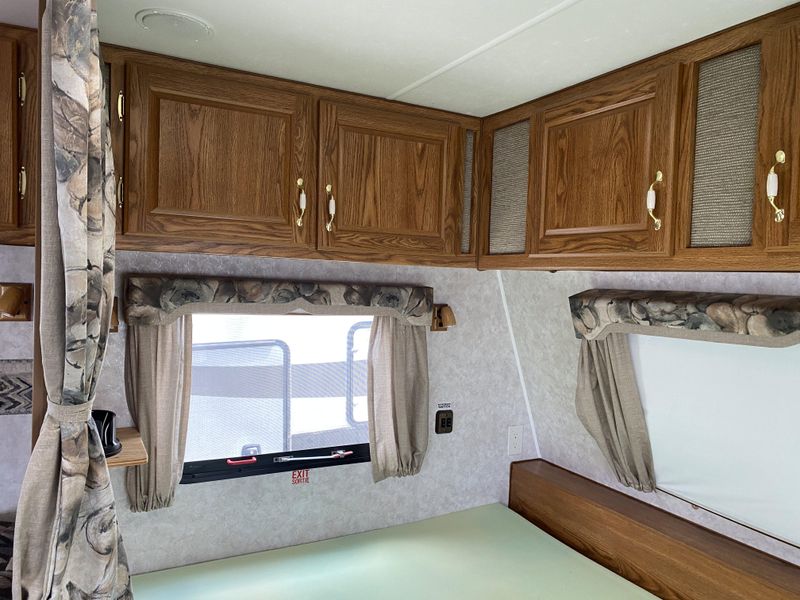 2003 NASH 22H Image 21
