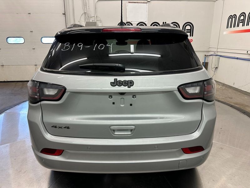 2024 Jeep Compass Latitude 4x4Image 9