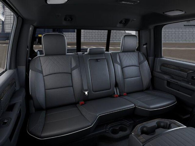 New 2027 RAM 2500 Limited Crew Cab 4x4 6