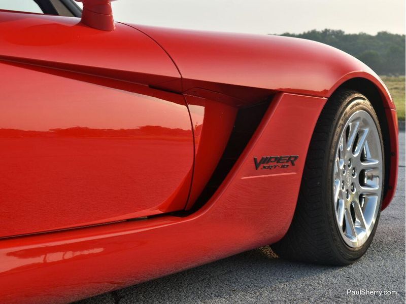 2003 Dodge Viper SRT-10Image 21