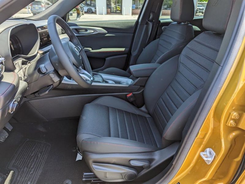 2023 Dodge Hornet Gt Awd in a Acapulco Gold exterior color and Blackinterior. Johnson Dodge 601-693-6343 pixelmotiondemo.com 