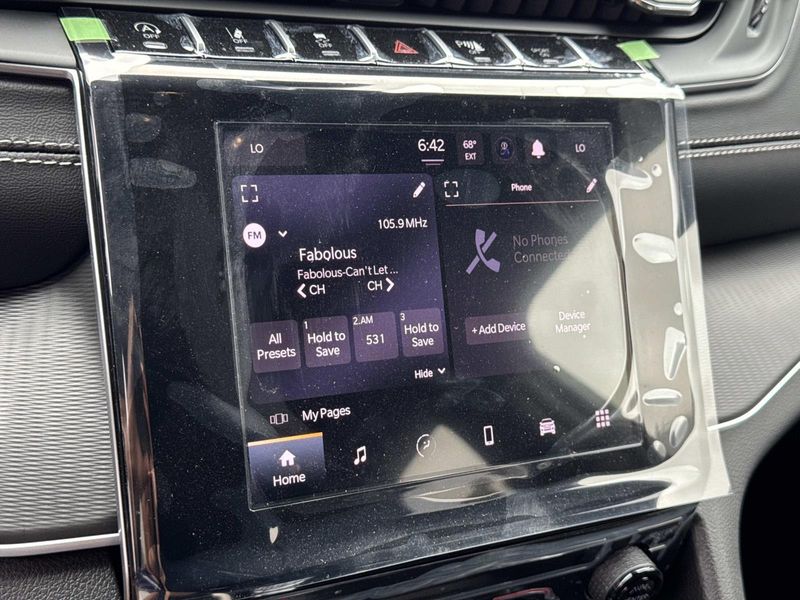 New 2026 Jeep Grand Cherokee L Laredo 4x2