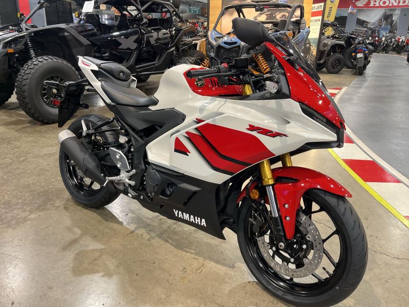 New 2026 Yamaha YZF-R3 ABS CA 70TH ANNIVERSARY EDITION Image 18