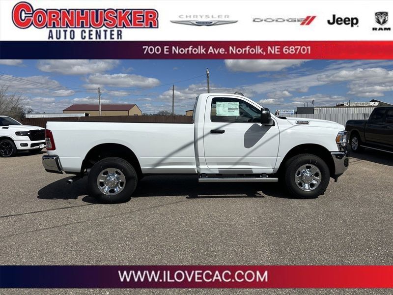 2024 RAM 3500 Tradesman Regular Cab 4x4 8