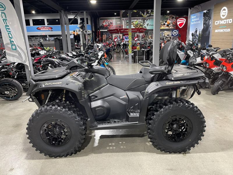 New 2026 Can-Am OUTLANDER MAX BACKCOUNTRY 1000R Image 19
