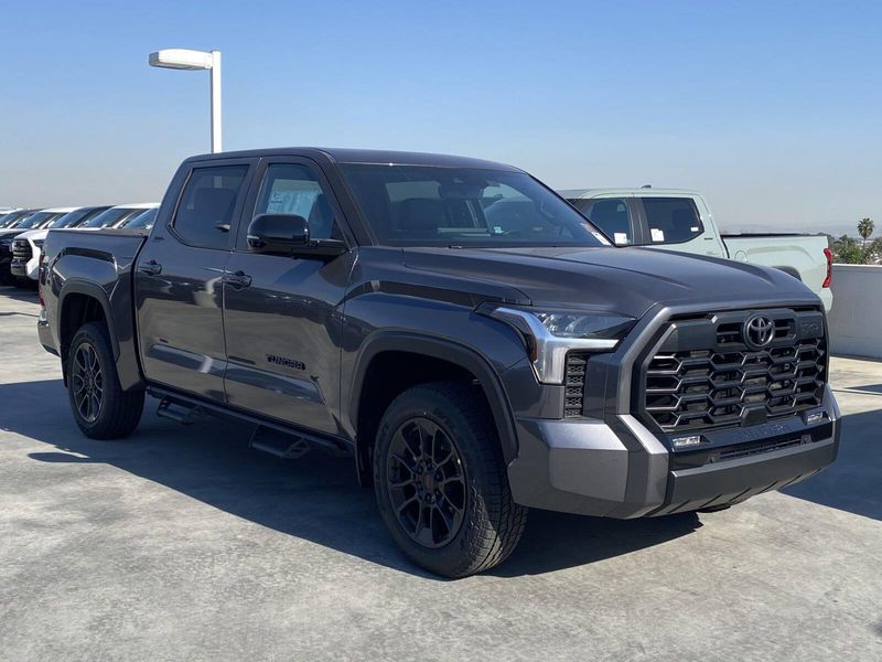 2025 Toyota Tundra LimitedImage 2