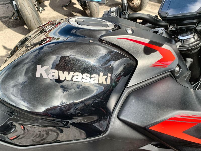 Used 2023 Kawasaki Z650 Base Image 20
