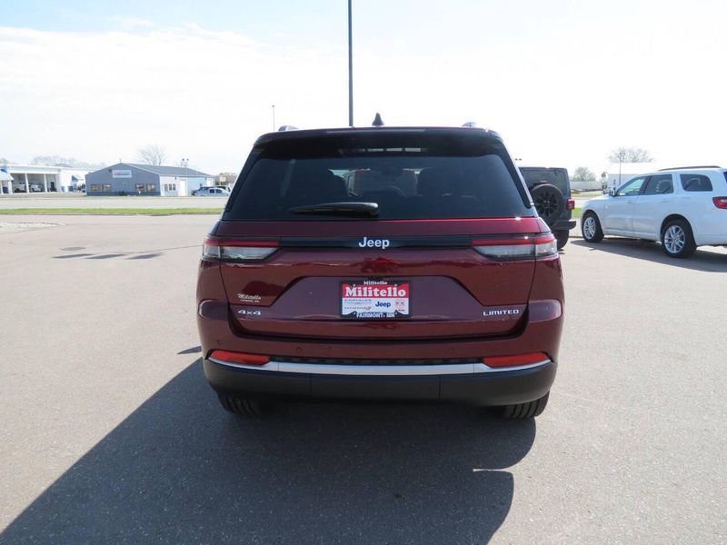 New 2026 Jeep Grand Cherokee Limited 4x4Image 5