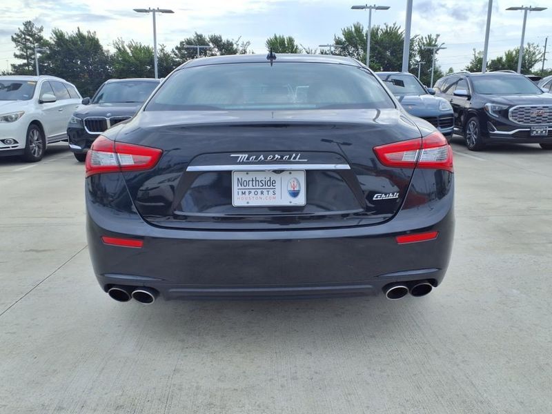 Used 2014 Maserati Ghibli Image 11