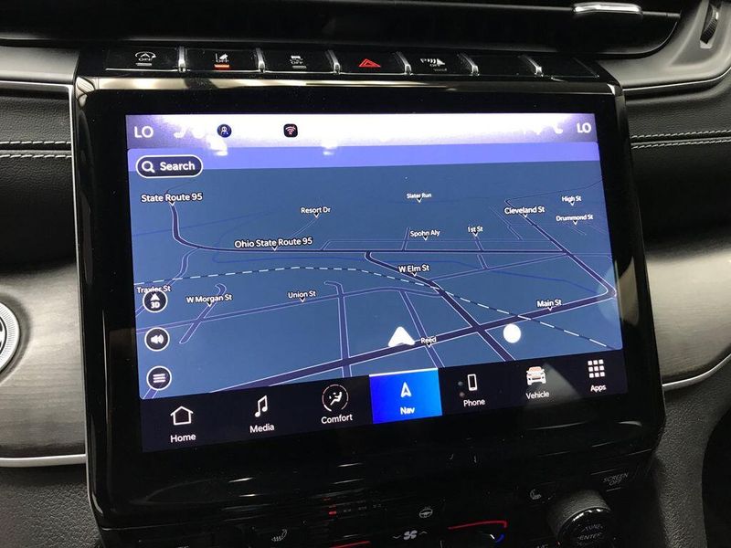 Used 2023 Jeep Grand Cherokee L LimitedImage 8