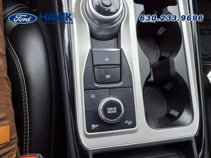 2022 Ford Explorer ST photo 19