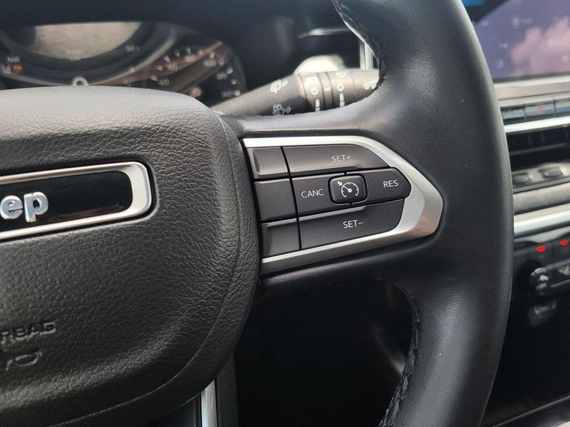 2022 Jeep Compass Latitude LuxImage 14