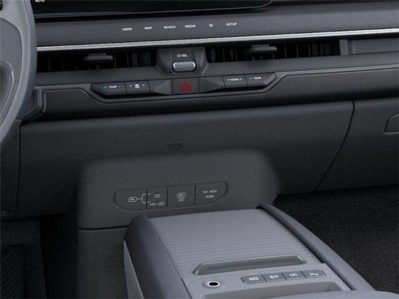 New 2026 Kia EV9 LandImage 23