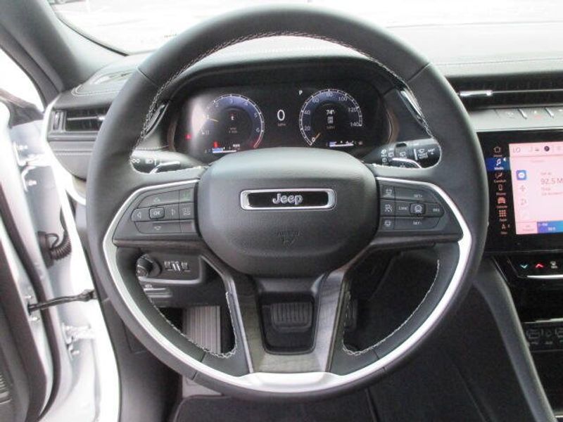 New 2026 Jeep Grand Cherokee Limited 4x4Image 19
