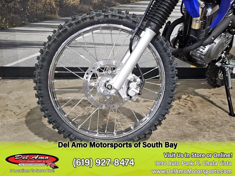 New 2025 Yamaha TT-R125LE Image 10