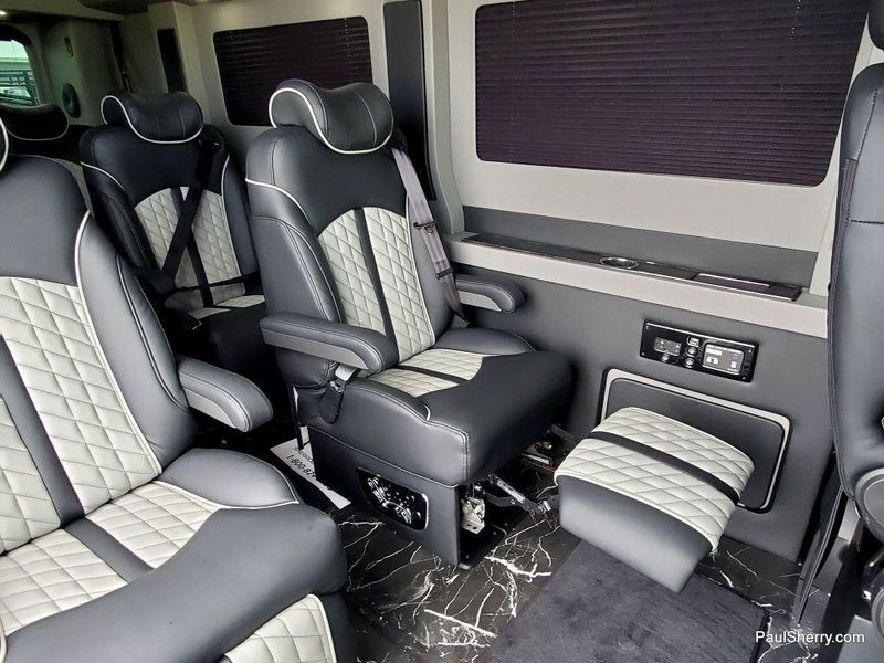 2024 RAM Promaster 3500 Slt+ Window Van High Roof 159