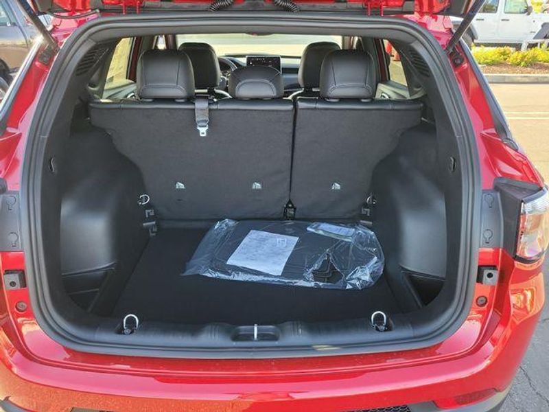 New 2026 Jeep Compass Latitude Altitude 4x4