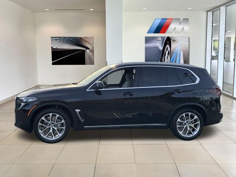 2024 BMW X5 xDrive40iImage 5