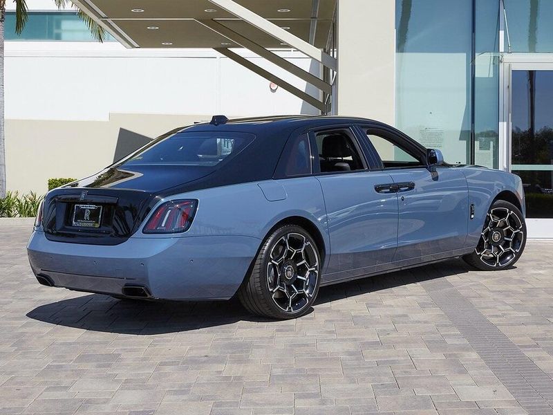 2025 Rolls-Royce Ghost Image 2