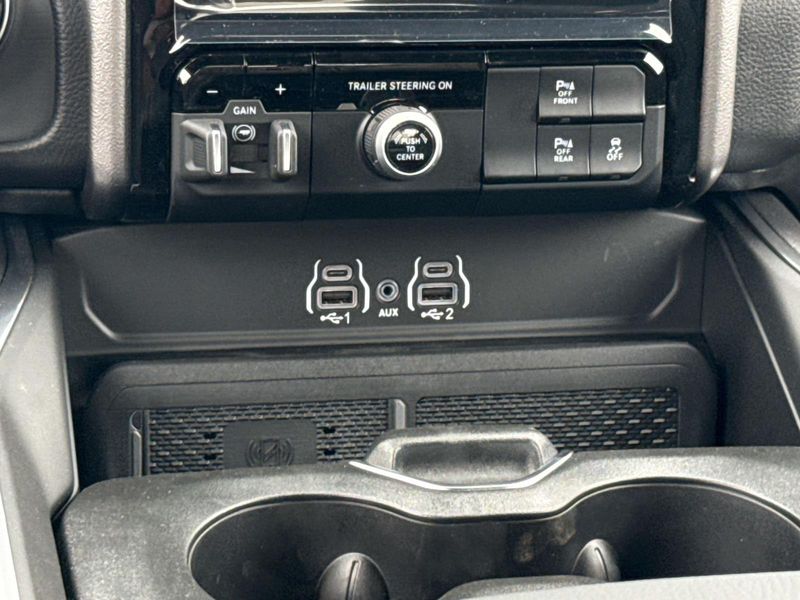 New 2026 RAM 1500 Big Horn Crew Cab 4x4 5'7' Box
