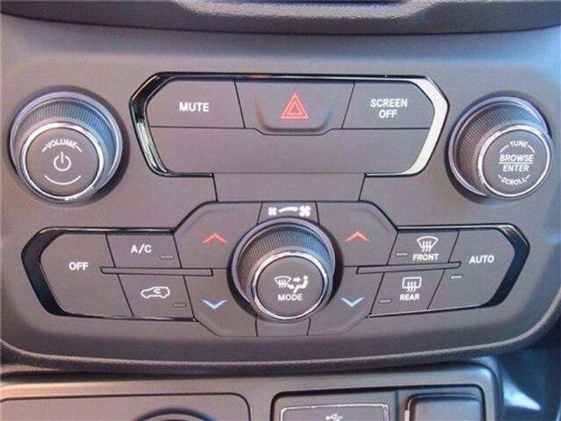 Used 2020 Jeep Renegade High AltitudeImage 22