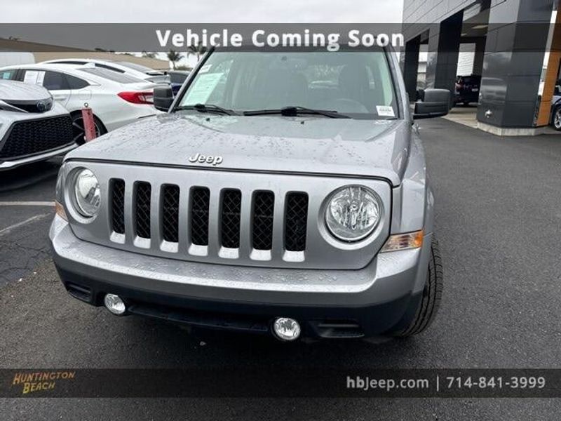 2016 Jeep Patriot LatitudeImage 2