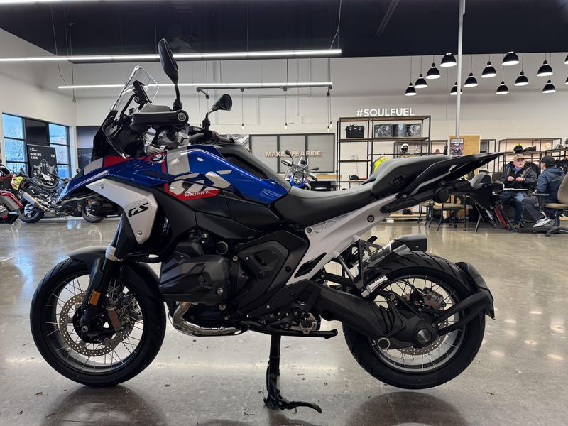 2025 BMW R 1300 GS - TROPHY - RACING BLUE METALLIC 