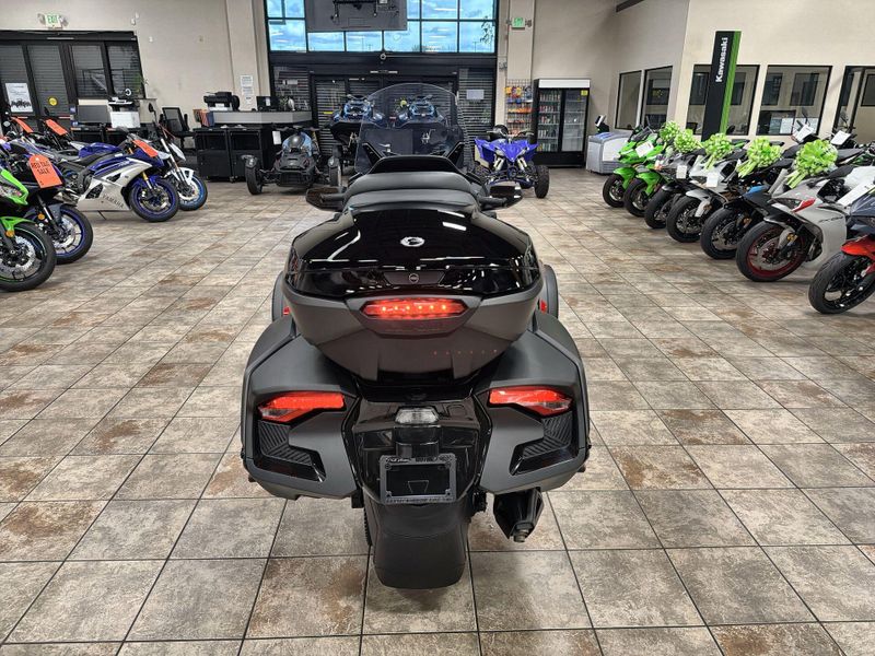 New 2026 Can-Am SPYDER RT LIMITED (SE6) Image 15