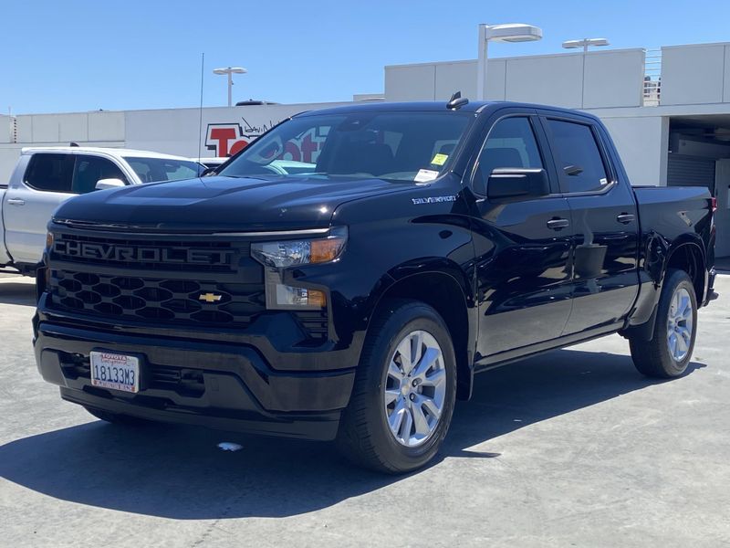 Used 2022 Chevrolet Silverado 1500 CustomImage 6