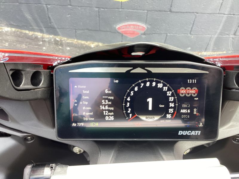 New 2025 Ducati Panigale V4 S 