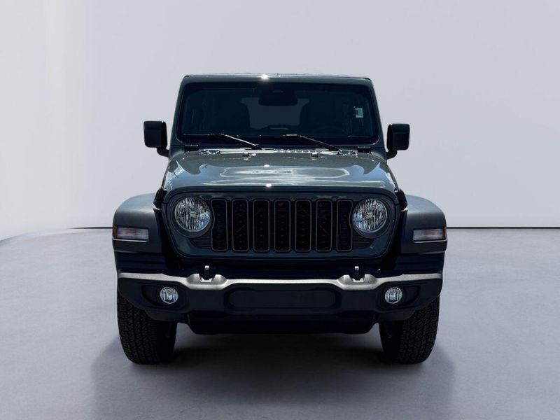 2025 Jeep Wrangler Unlimited Sport S photo 2