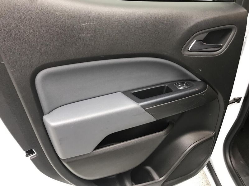 Used 2015 Chevrolet Colorado 4WD Z71Image 12