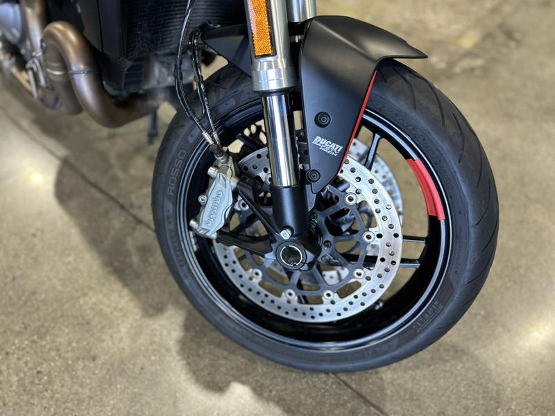Used 2021 Ducati MONSTER 821 STEALTH Image 9