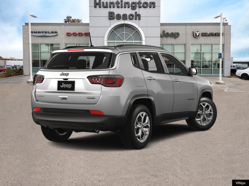 2025 Jeep Compass Latitude 4x4Image 7