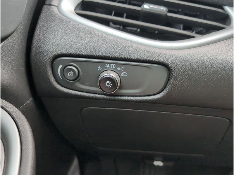 Used 2023 Chevrolet Malibu LTImage 27