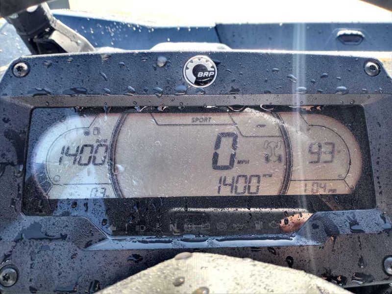 2025 Can-Am COMMANDER XT 64 1000R 