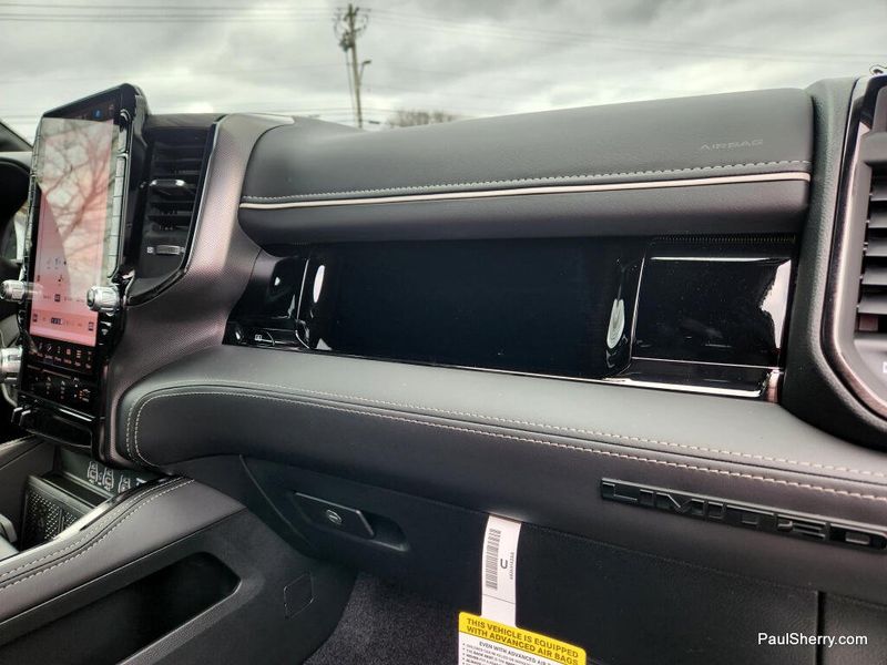 New 2026 RAM 1500 Limited Crew Cab 4x4 5'7' Box