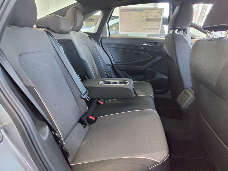 Used 2025 Volkswagen Jetta Sport TurboImage 8