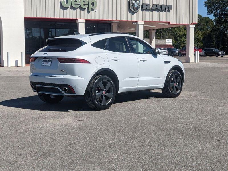 2020 Jaguar E-PACE Checkered Flag EditionImage 3