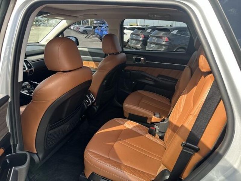 Used 2021 Kia Sorento SX Prestige X-LineImage 11