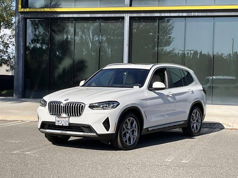 2024 BMW X3 sDrive30iImage 2