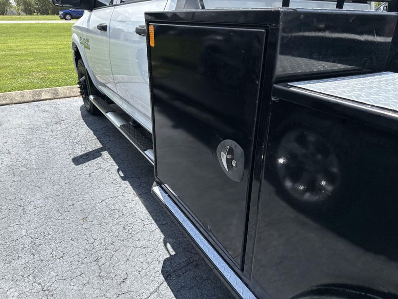 Used 2018 RAM 3500 Chassis TradesmanImage 12