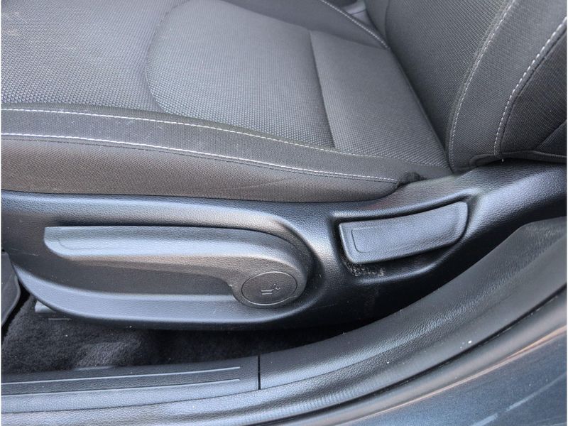 Used 2023 Kia Forte LXSImage 11