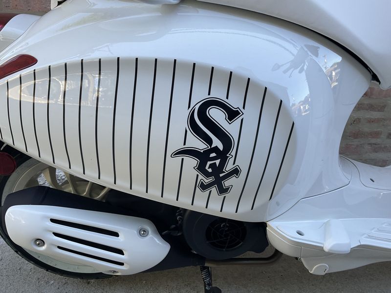 2024 Vespa Sprint Chicago White Sox  Image 7