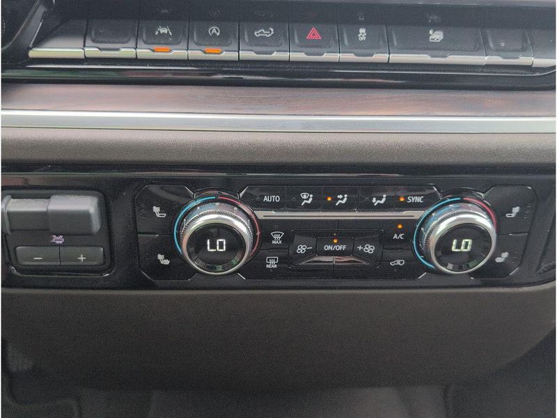 Used 2025 GMC Sierra 1500 SLTImage 18